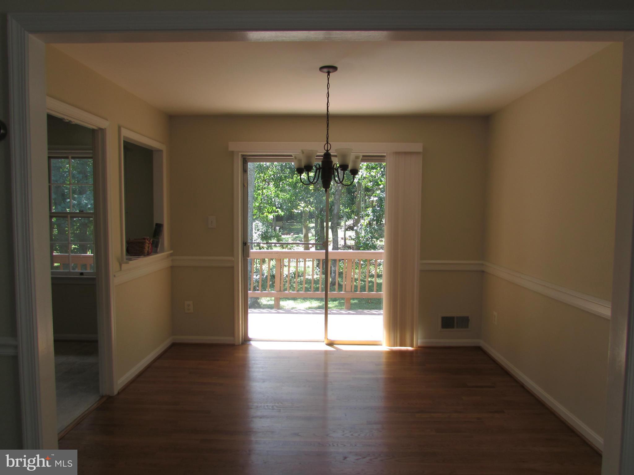 7508 Castle Road Manassas, VA 20109 - Photo 12 of 25 Dining Room