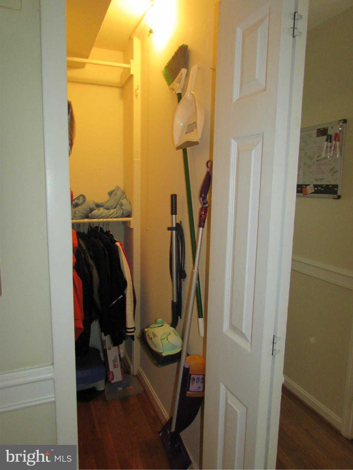 7508 Castle Road Manassas, VA 20109 - Photo 3 of 25 Interior (General)