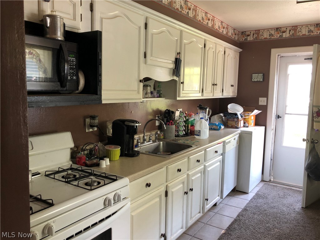1902 Aberdeen Road Madison, OH 44057 - Photo 3 of 10