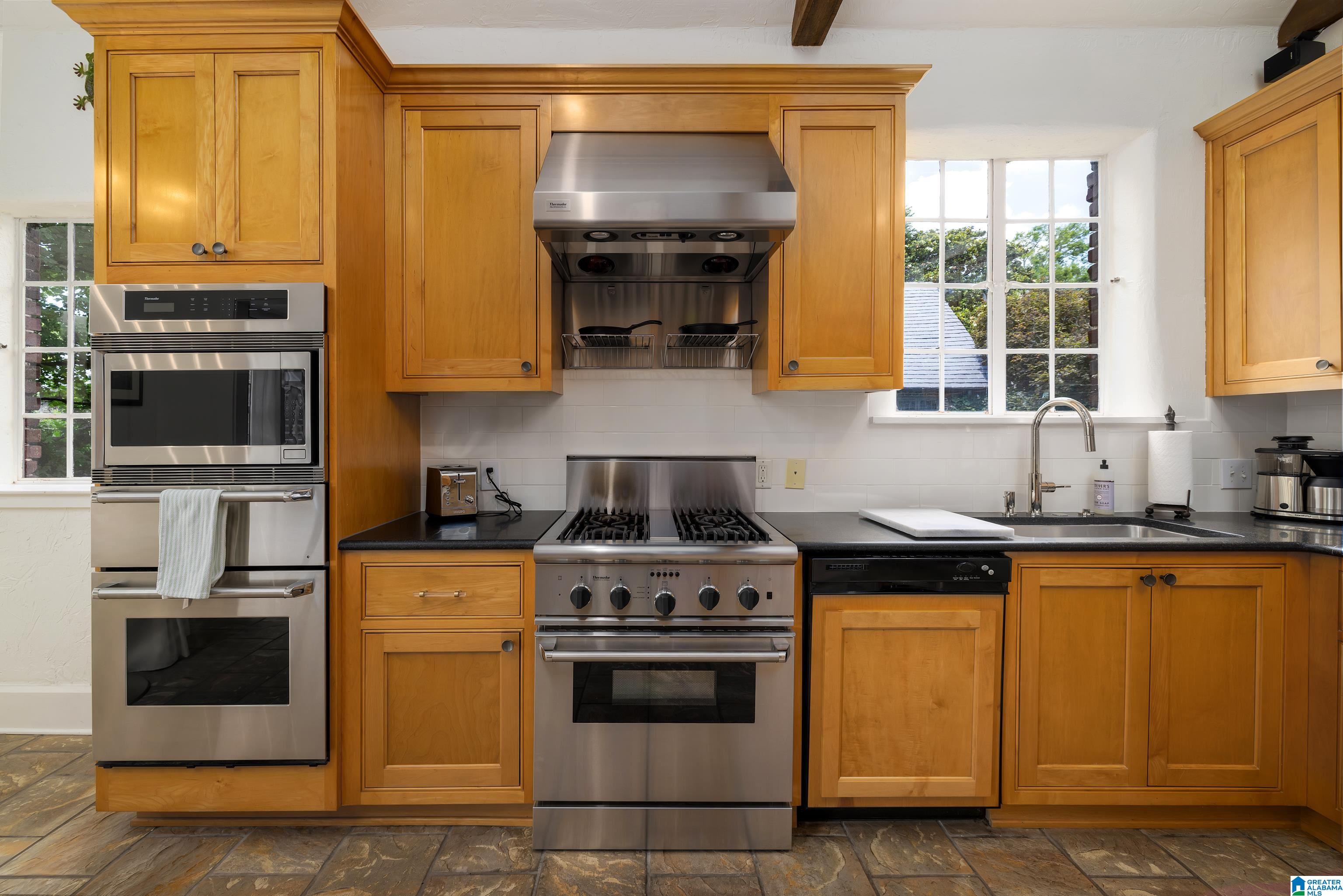3069 Sterling Road Birmingham, AL 35213 - Photo 31 of 75