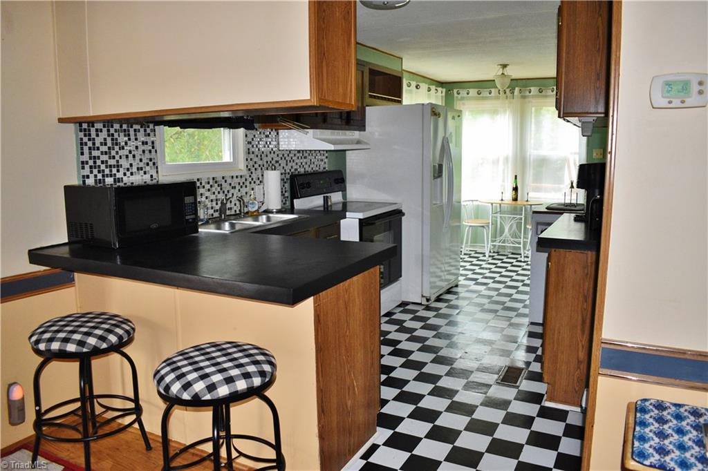 326 Beulah Church Road Lowgap, NC 27024 - Photo 12 of 22 Kitchen