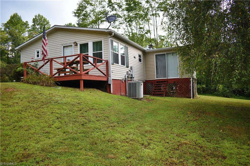 326 Beulah Church Road Lowgap, NC 27024 - Photo 5 of 22 Gallery Image 5