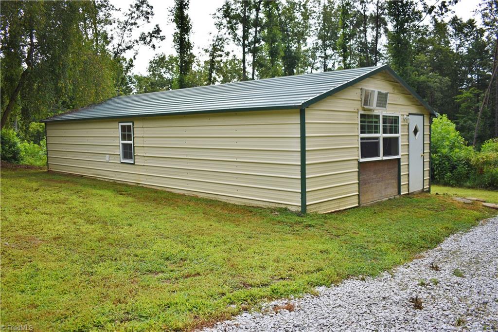 326 Beulah Church Road Lowgap, NC 27024 - Photo 7 of 22 Gallery Image 7