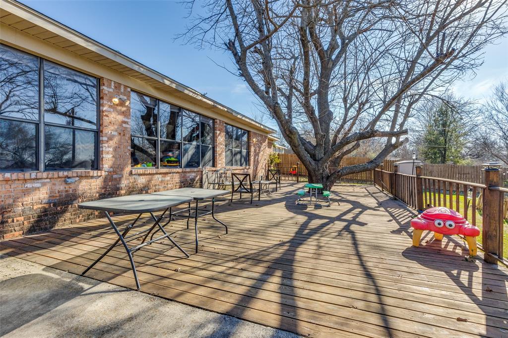 1304 South Hatcher Street Decatur, TX 76234 - Photo 28 of 36 a view of outdoor seating