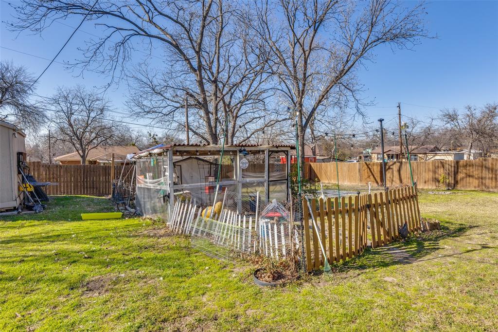 1304 South Hatcher Street Decatur, TX 76234 - Photo 32 of 36 a view of a wrought iron fences in front of house