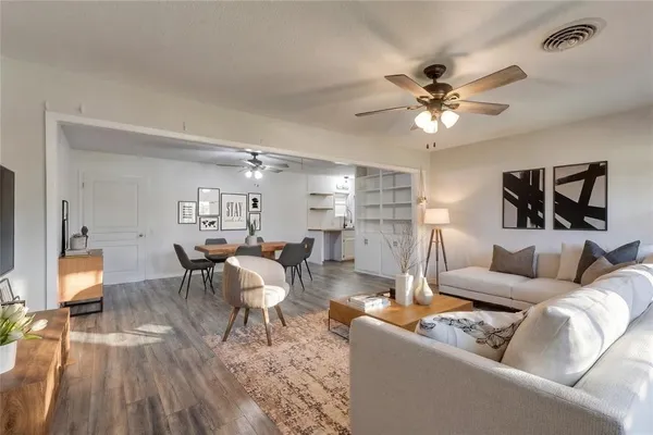 $341,000 | 1304 South Hatcher Street, Decatur, TX 76234