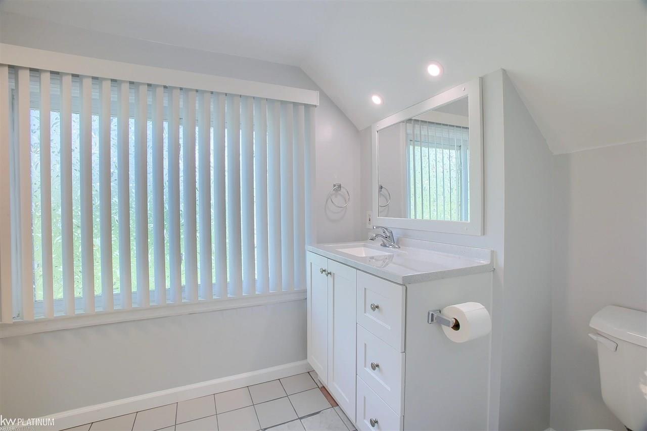8511 24 Mile Road Shelby, MI 48316 - Photo 10 of 23