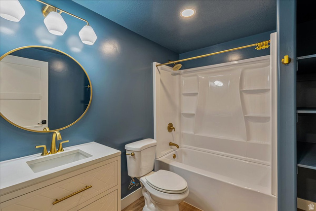 882 Spring Dew Lane Lehi, UT 84048 - Photo 44 of 46 Full bath featuring vanity and shower / bath combination