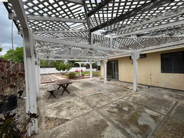 $3,300 | 2632 Point Lobos Court, Antioch, CA 94531