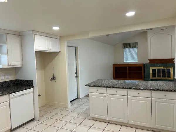 $3,300 | 2632 Point Lobos Court, Antioch, CA 94531