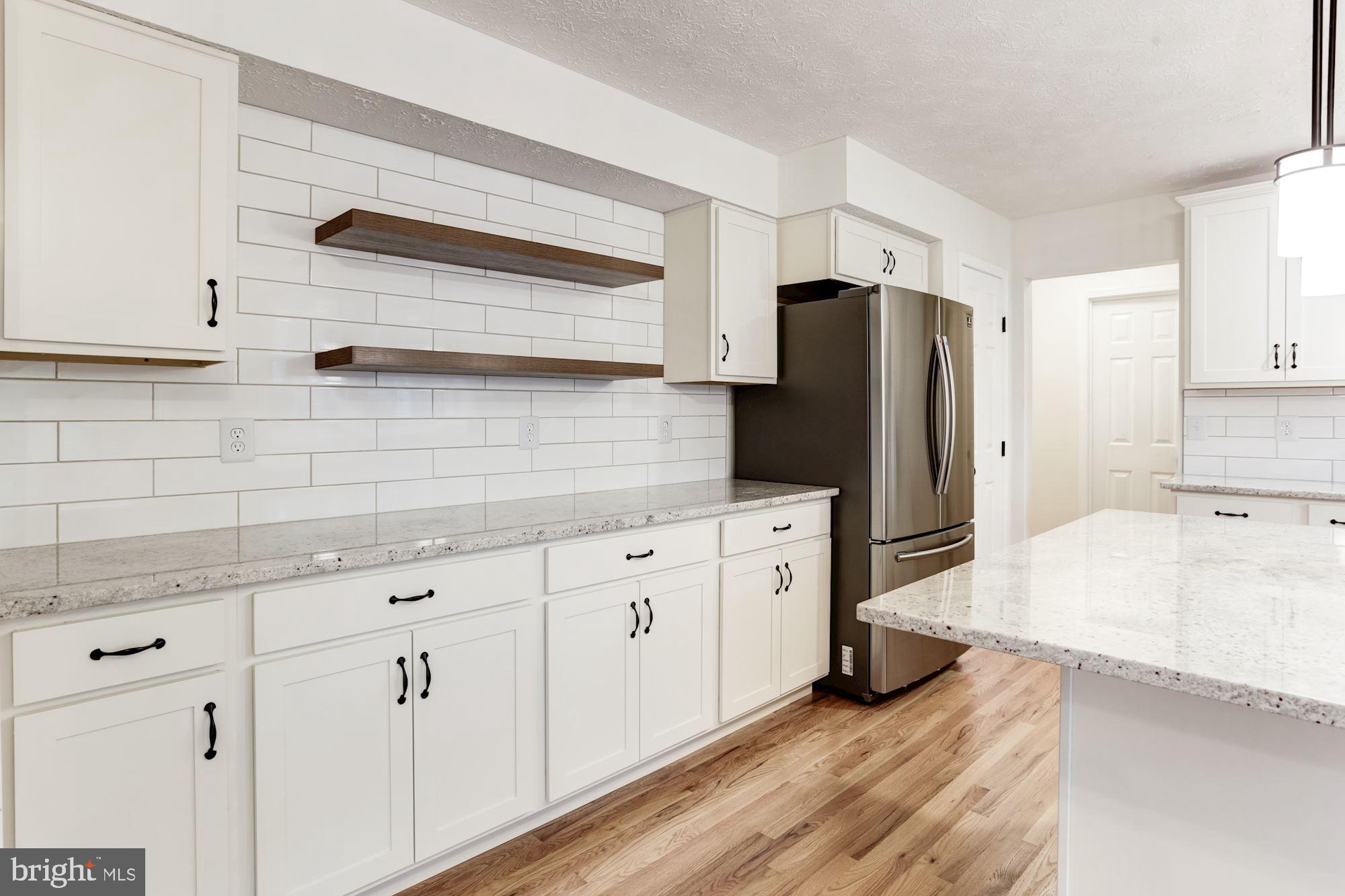 6253 Martin Road Columbia, MD 21044 - Photo 12 of 56 Stunning Renovated Kitchen