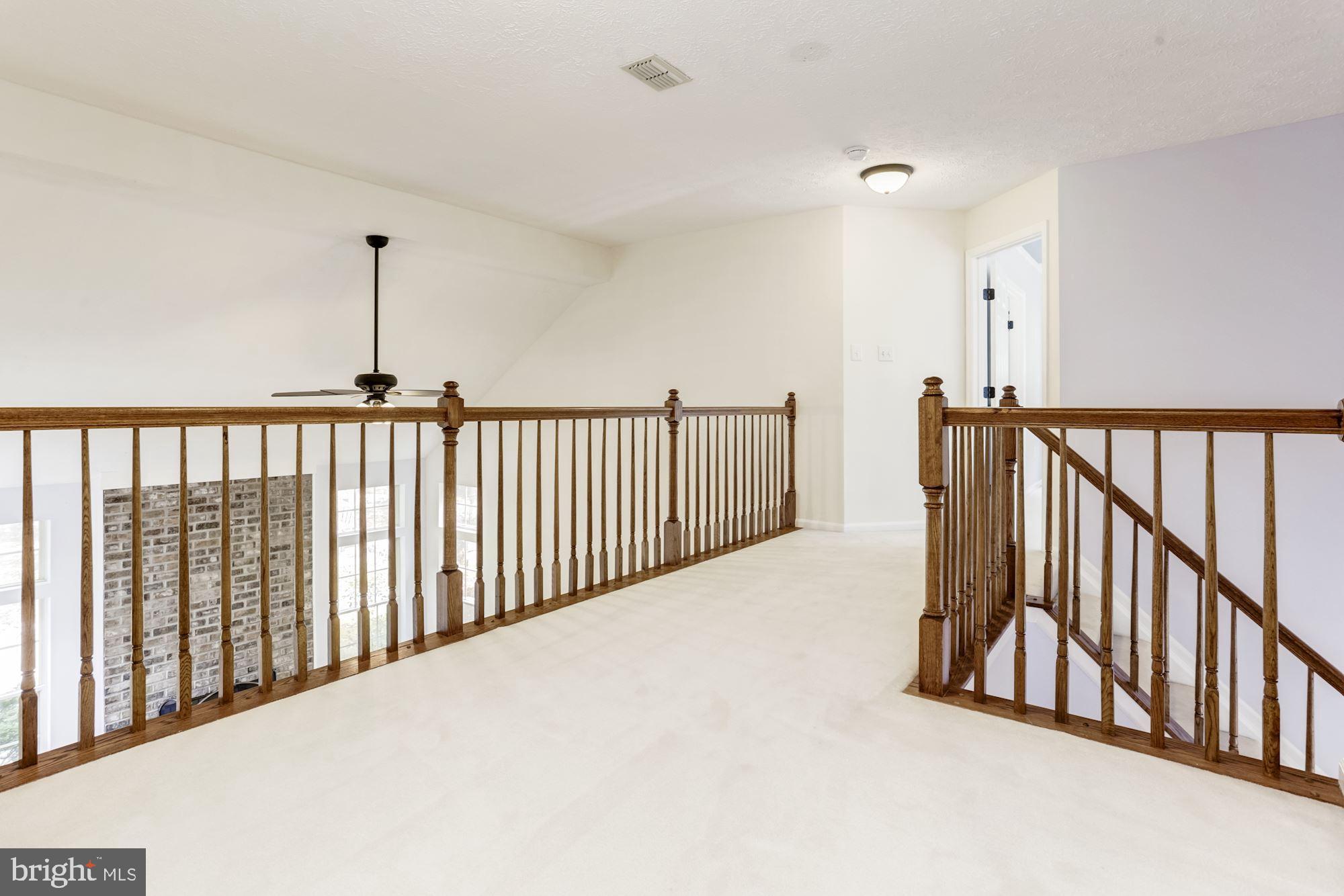 6253 Martin Road Columbia, MD 21044 - Photo 30 of 56 Upper Level Landing