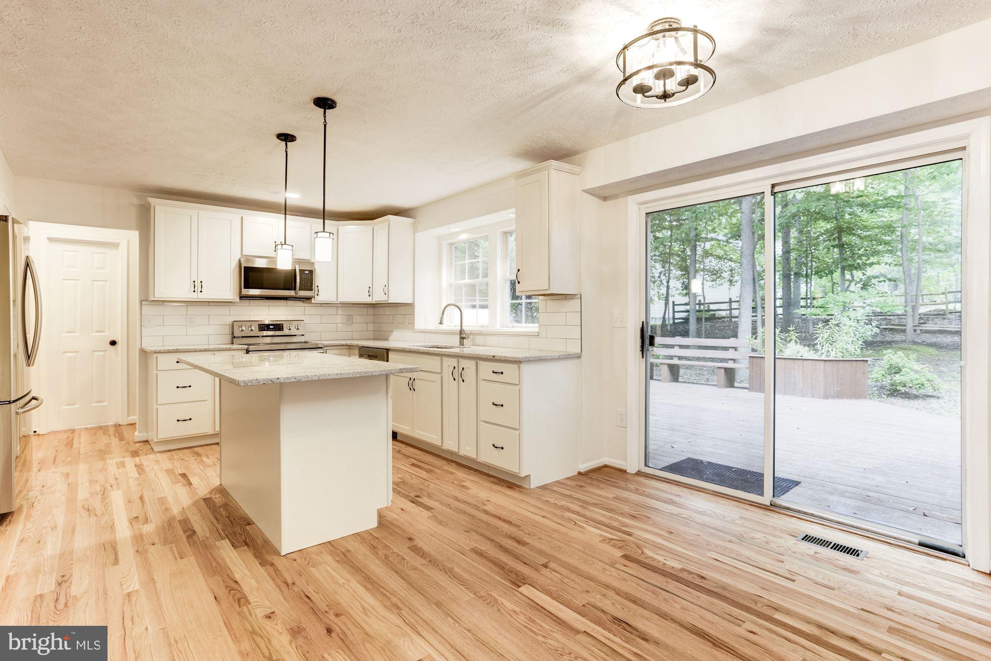 6253 Martin Road Columbia, MD 21044 - Photo 9 of 56 Stunning Renovated Kitchen