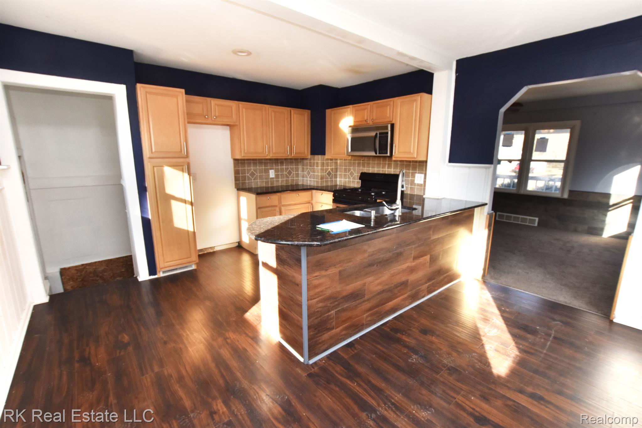 2860 Weaverton Rochester, MI 48307 - Photo 7 of 31 Gallery Image 7