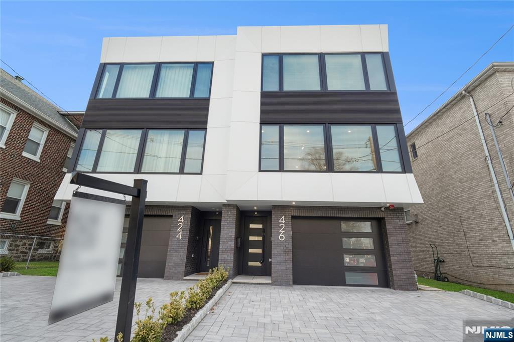 426 Aurora Avenue Cliffside Park, NJ 07010 - Photo 33 of 38 a front view of a building