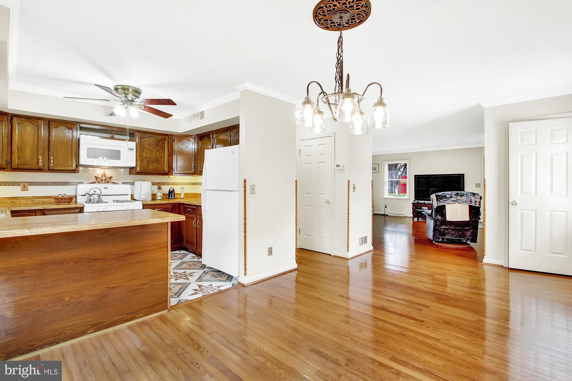 101 Chambers Ridge York, PA 17402 - Photo 8 of 27 Gallery Image 8