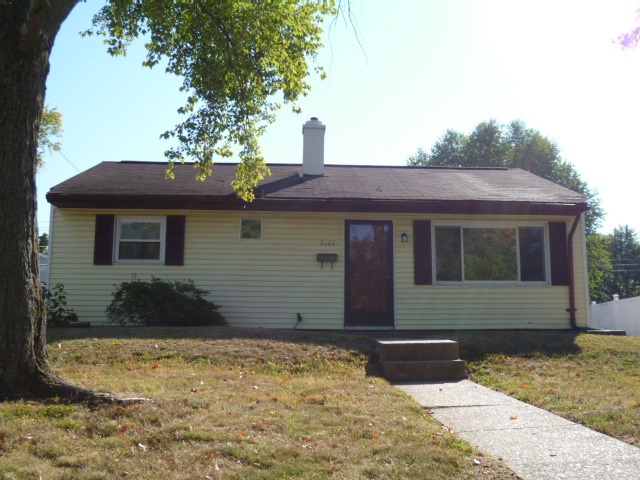 5121 Sherbrooke Road Evansville, IN 47710 - Photo 1 of 11 Gallery Image 1