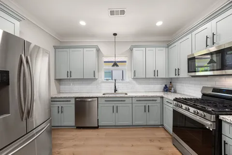 $289,000 | 4103 New Orleans Street, Houston, TX 77020