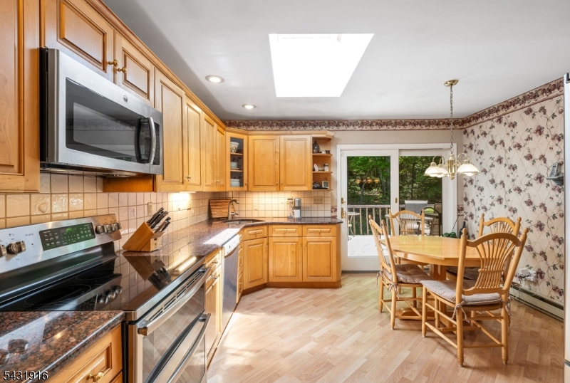 19 Rabbit Run West Milford, NJ 07435 - Photo 10 of 31