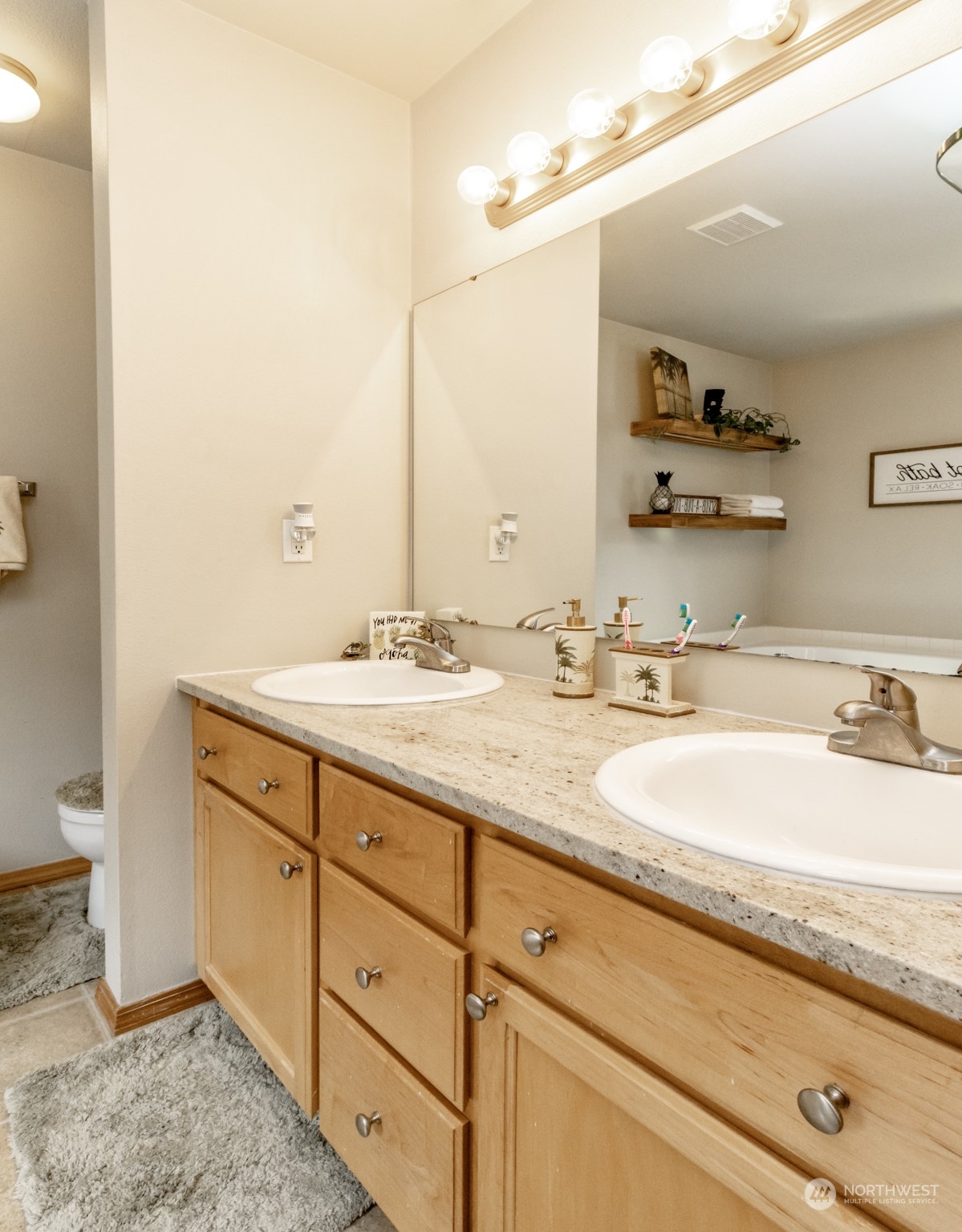6928 Radius Loop Southeast Lacey, WA 98513 - Photo 18 of 40 Gallery Image 18