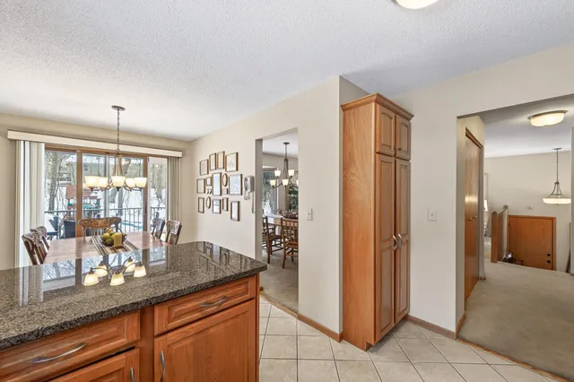 $430,000 | 12825 Woodview Lane, Burnsville, MN 55337