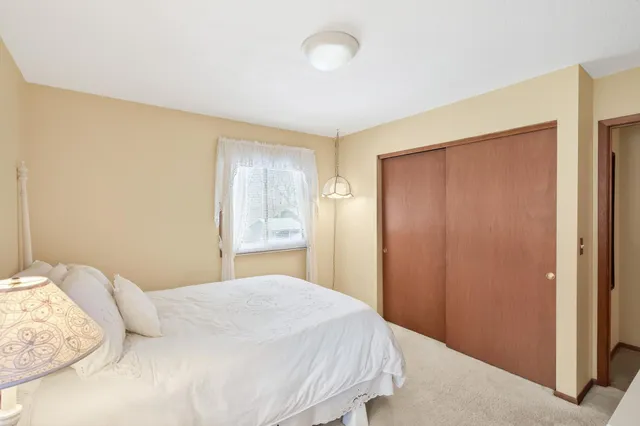 $430,000 | 12825 Woodview Lane, Burnsville, MN 55337