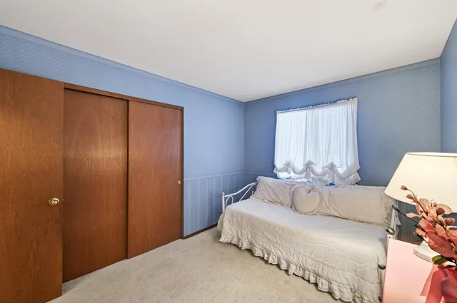 $430,000 | 12825 Woodview Lane, Burnsville, MN 55337