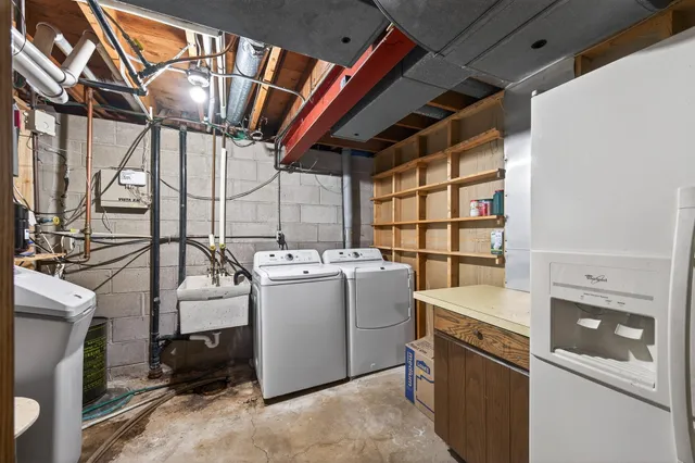 $430,000 | 12825 Woodview Lane, Burnsville, MN 55337