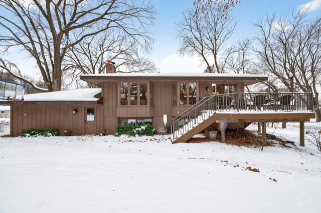 $430,000 | 12825 Woodview Lane, Burnsville, MN 55337