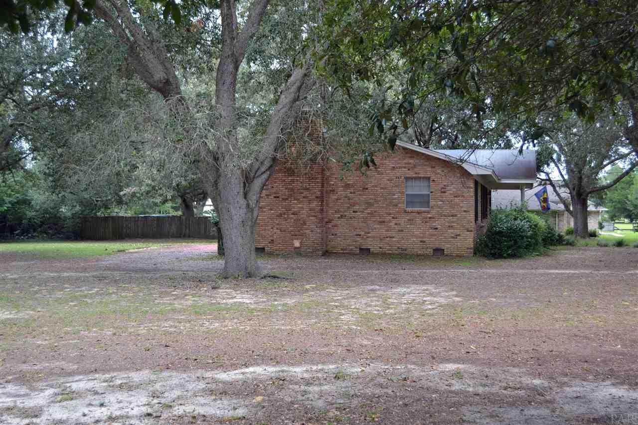 7455 Gunter Road Pensacola, FL 32526 - Photo 11 of 50 Gallery Image 11