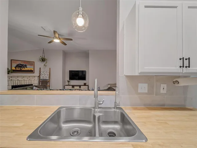 $319,900 | 936 Silver Streak Drive, Saginaw, TX 76131