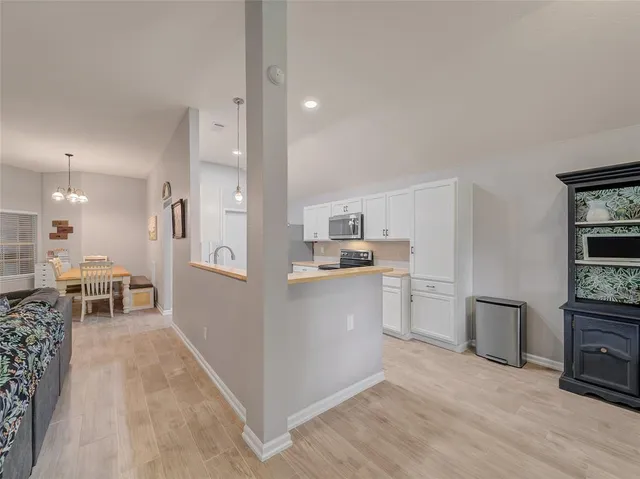 $319,900 | 936 Silver Streak Drive, Saginaw, TX 76131