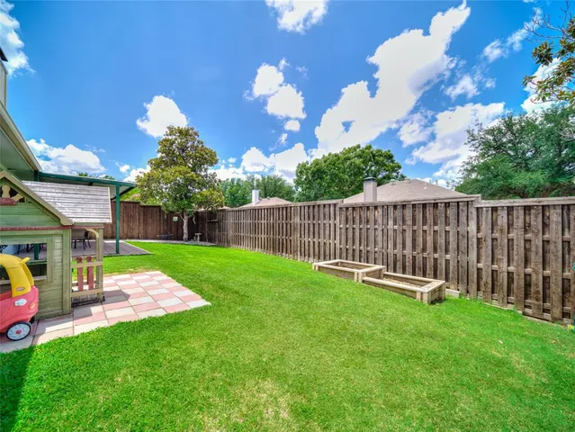 $319,900 | 936 Silver Streak Drive, Saginaw, TX 76131