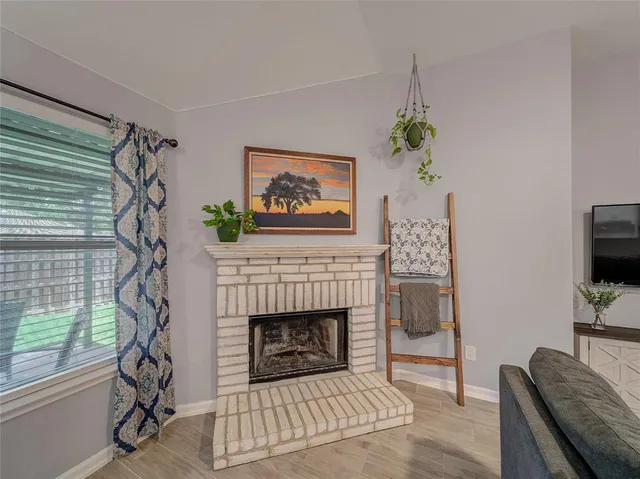 $319,900 | 936 Silver Streak Drive, Saginaw, TX 76131