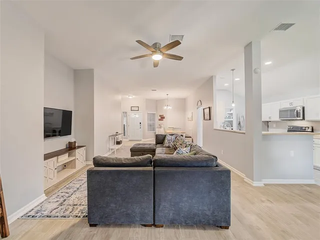 $319,900 | 936 Silver Streak Drive, Saginaw, TX 76131