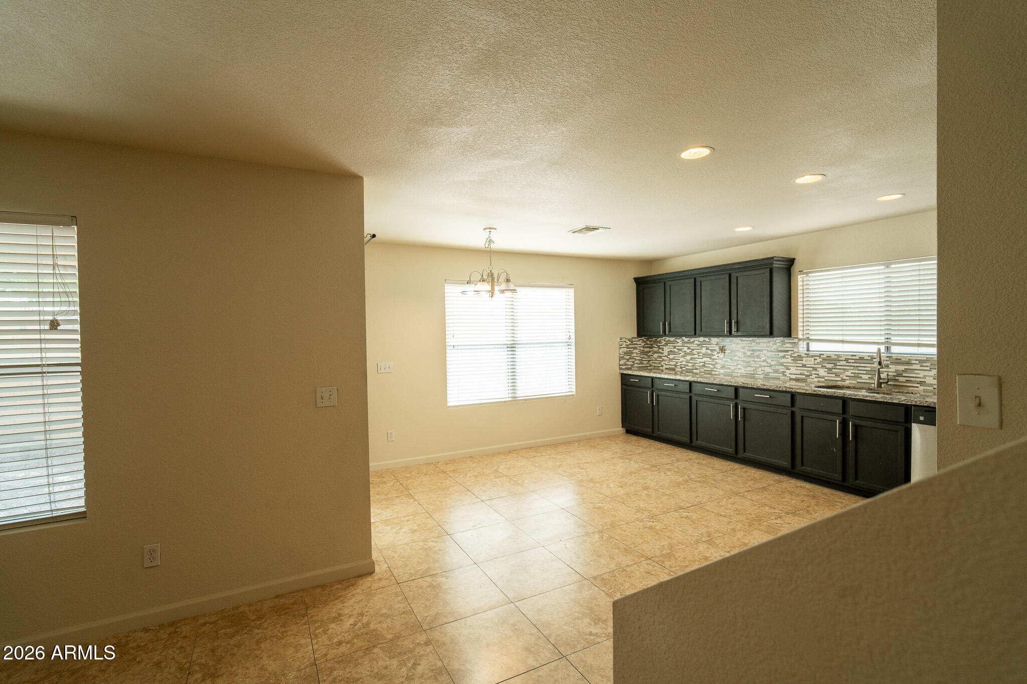 649 East Springfield Place Chandler, AZ 85286 - Photo 8 of 20 DSC02714