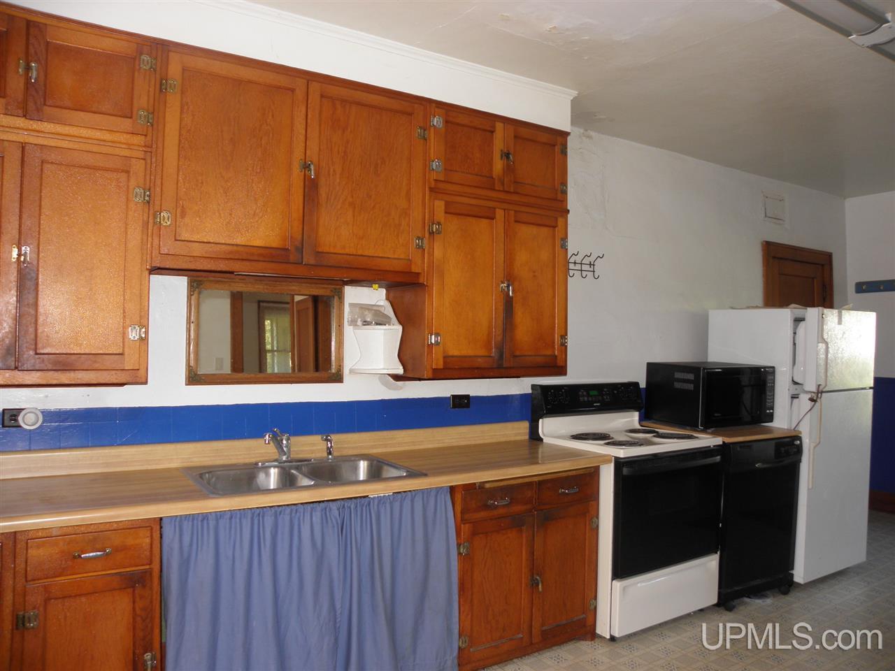 1010 Southeast Co Road Ishpeming, MI 49849 - Photo 11 of 25