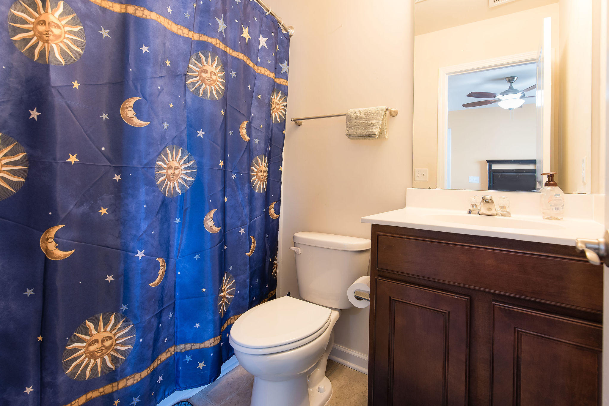 277 Decatur Drive Summerville, SC 29486 - Photo 17 of 21 277 Decatur upstairs bathroom