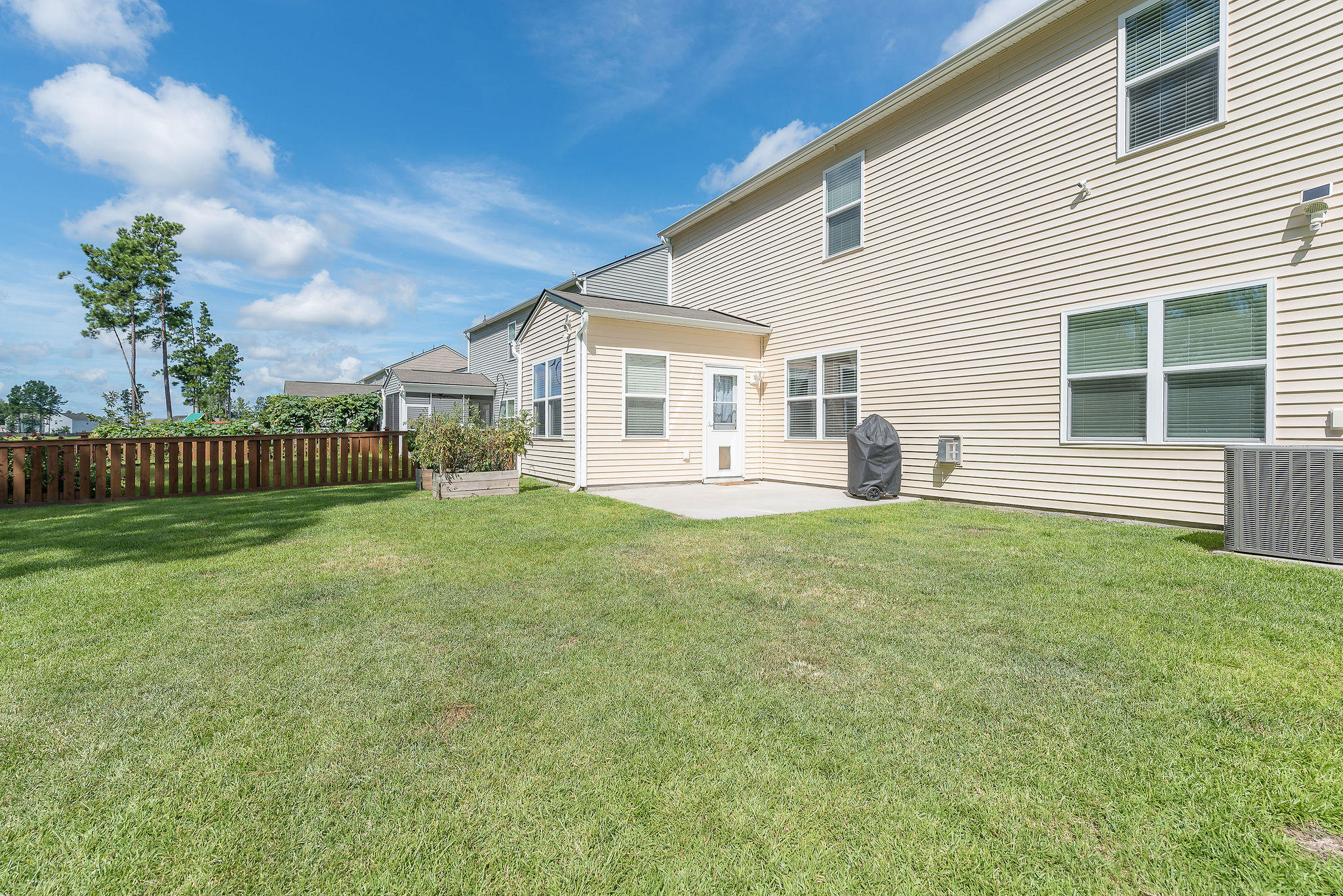 277 Decatur Drive Summerville, SC 29486 - Photo 20 of 21 277 Decatur Backyard Patio
