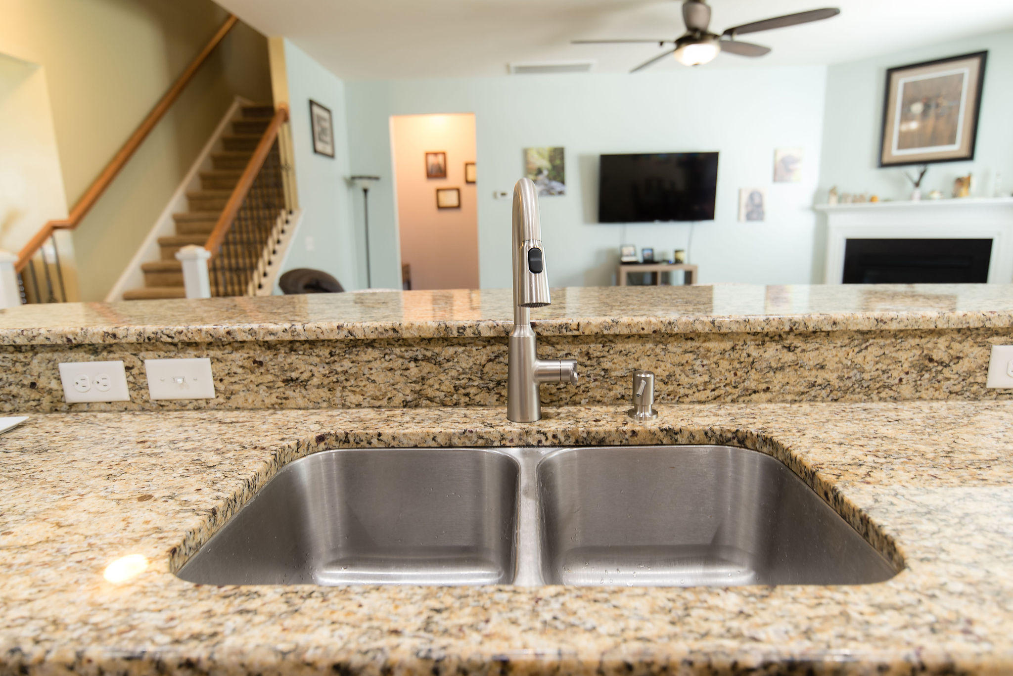 277 Decatur Drive Summerville, SC 29486 - Photo 6 of 21 277 Decatur kitchen 3