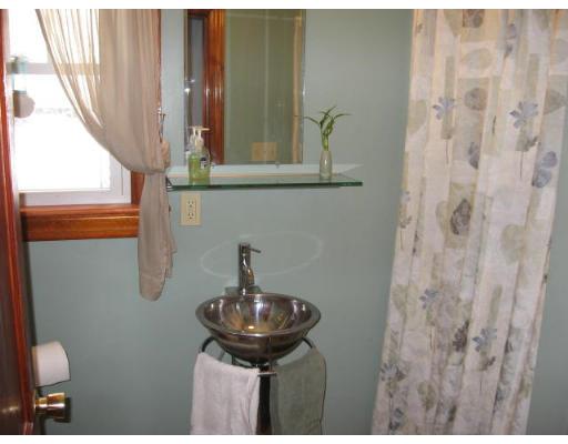 79 Rockland Road Auburn, MA 01501 - Photo 5 of 7 Gallery Image 5