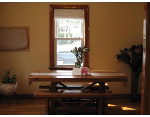 79 Rockland Road Auburn, MA 01501 - Photo 6 of 7 Gallery Image 6