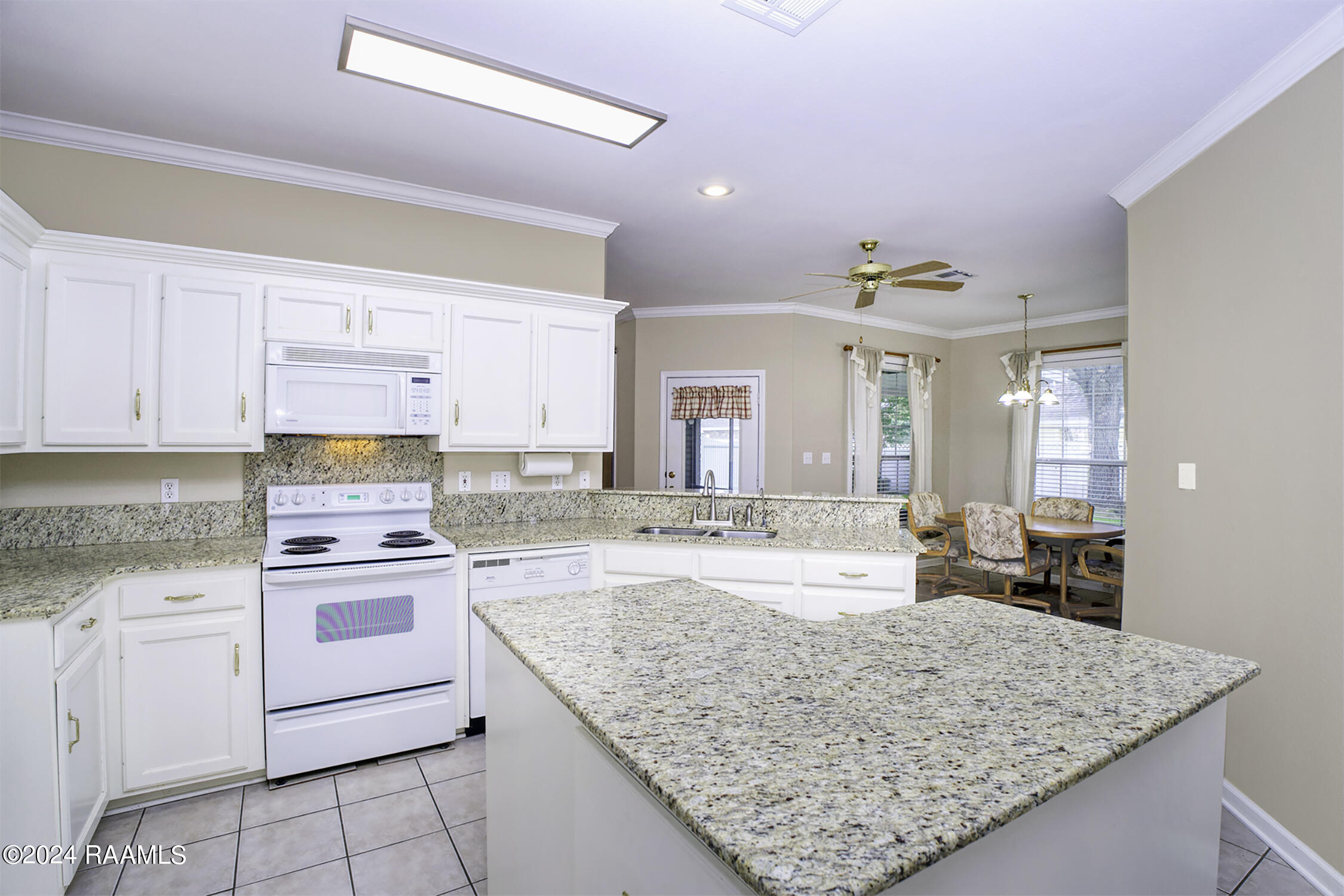 2185 Dustin Morgan Loop Opelousas, LA 70570 - Photo 6 of 23 Gallery Image 6