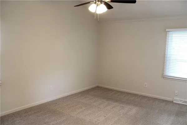 $399,000 | 14403 West 90th Court, Lenexa, KS 66215