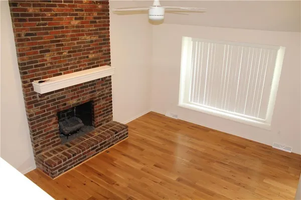 $399,000 | 14403 West 90th Court, Lenexa, KS 66215