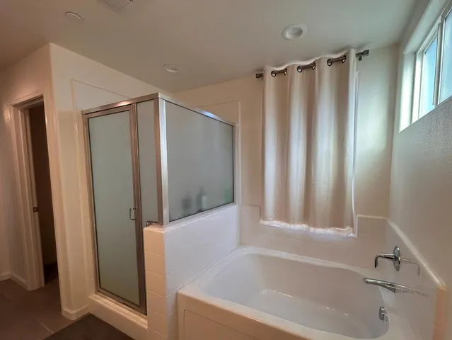 $360,000 | 6312 North Santa Lucia Way, Fresno, CA 93722