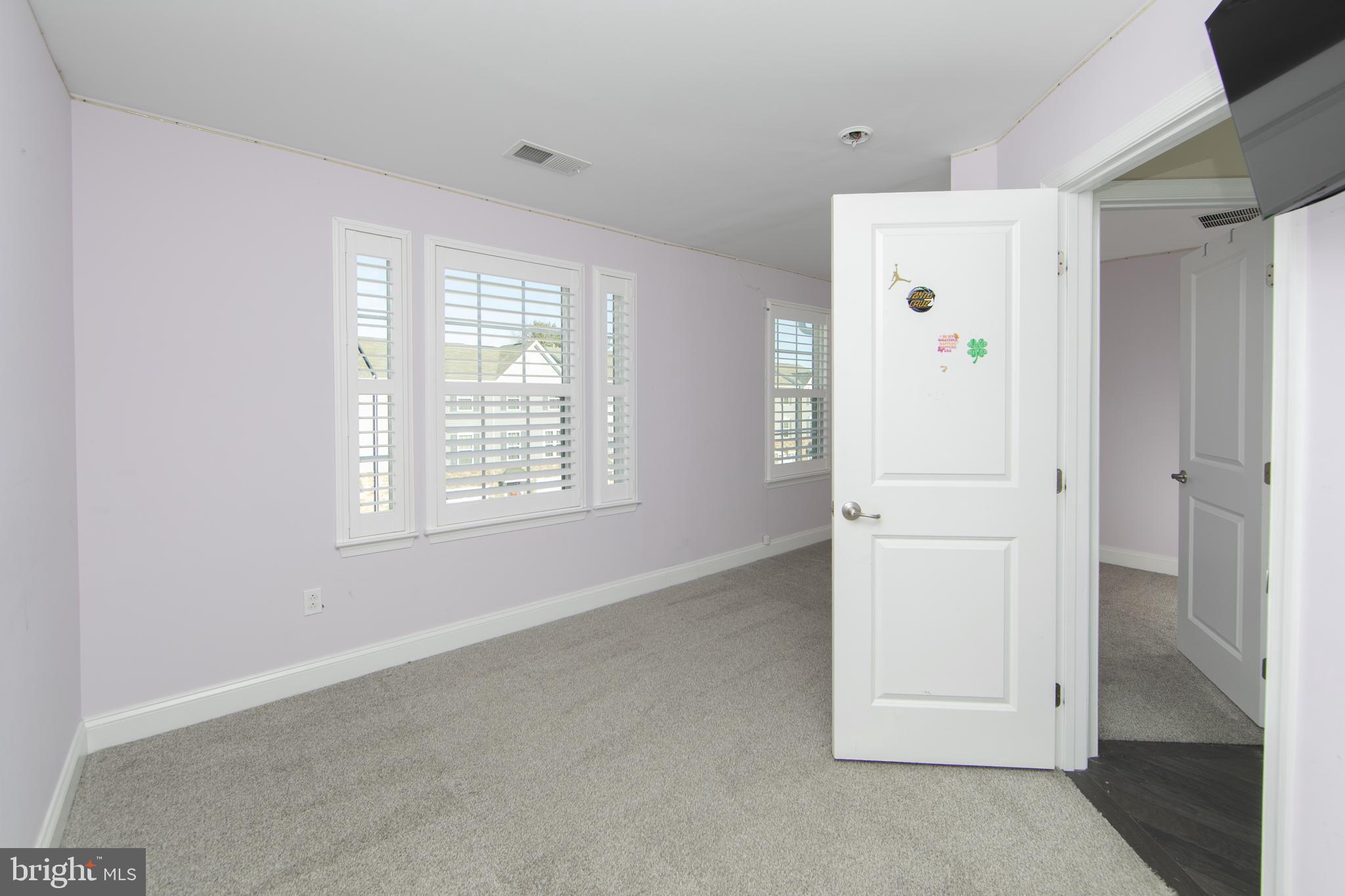 137 Meridian Lane Sewell, NJ 08080 - Photo 33 of 43