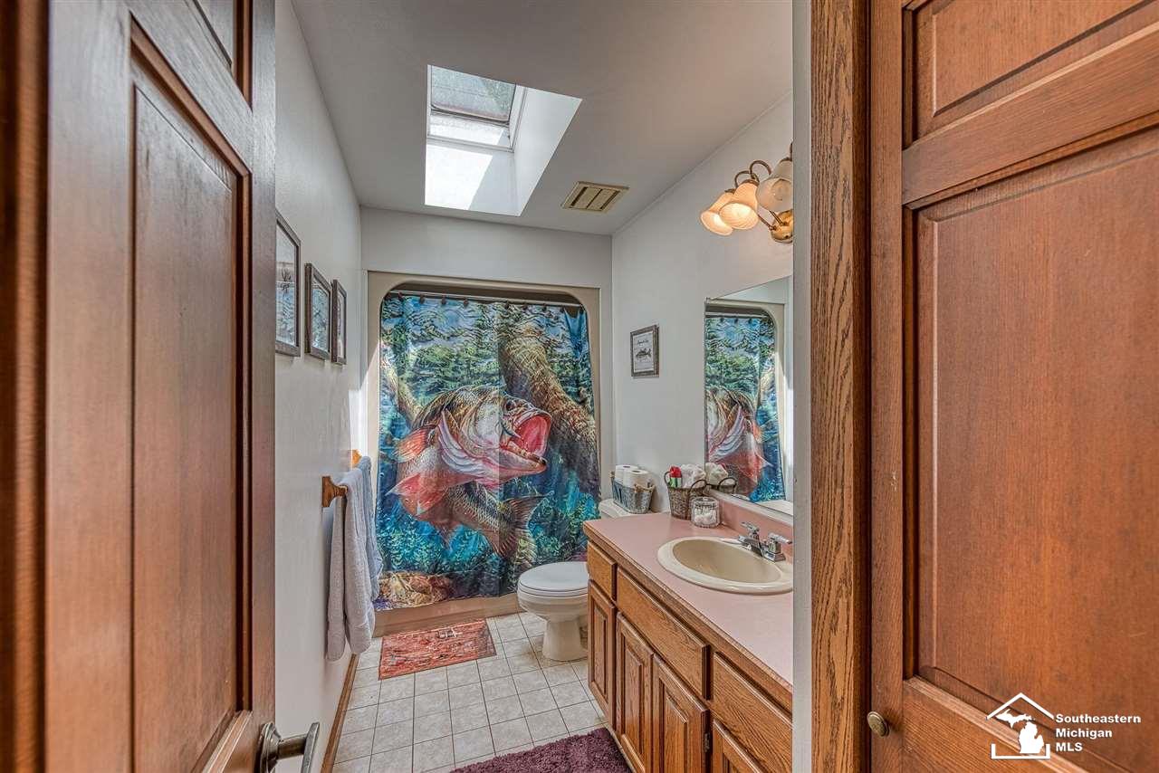 300 Island Lake Road Chelsea, MI 48118 - Photo 23 of 64 Full Bath 13x5