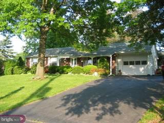348 North Pleasantview Road Pottstown, PA 19464 - Photo 1 of 4 Gallery Image 1