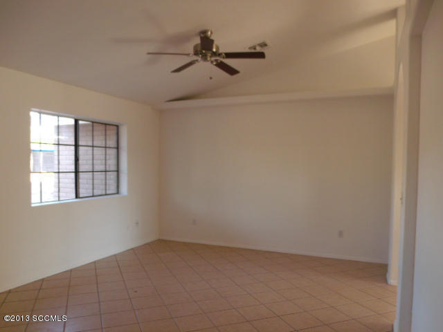 902 Via Rosamorada Rio Rico, AZ 85648 - Photo 4 of 13